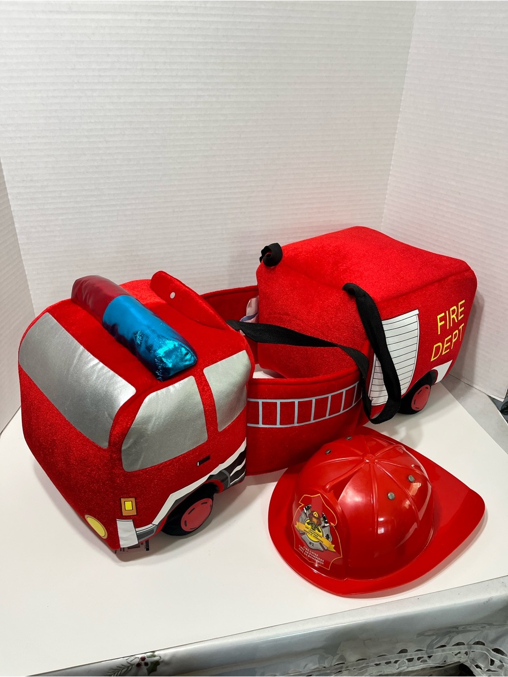 I WANT TO BE 3D Fire Truck Halloween Costume child size 3-7 with hat